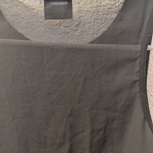 Universal Studios Black Graphic Tanktop - Picture 5 of 6